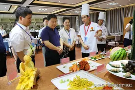 管理年率队到四所直属中职学校调研图片