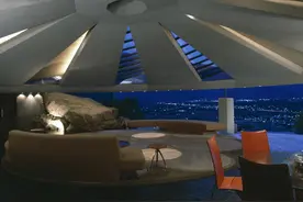 小说：末世第一天，装物资把空间给囤满了，这是幸福的烦恼图片