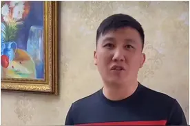 妻子入狱2年后，赵本山徒弟晒近照身材发福，豪宅曝光满桌是唢呐图片