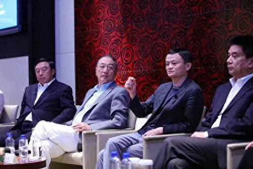 花呗100块逾期一年，支付宝花呗逾期了会不会坐牢 配图03
