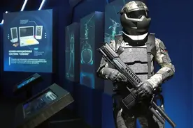 俄罗斯设计未来防弹服 可挡M2白朗宁重机枪子弹图片