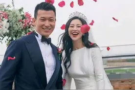 面对高知圈，身价过亿的黄奕怎么就自卑了？图片