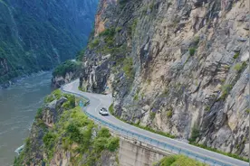 秘境九龙，中国倒数第2通车的县，当地少数民族至今不愿出山图片