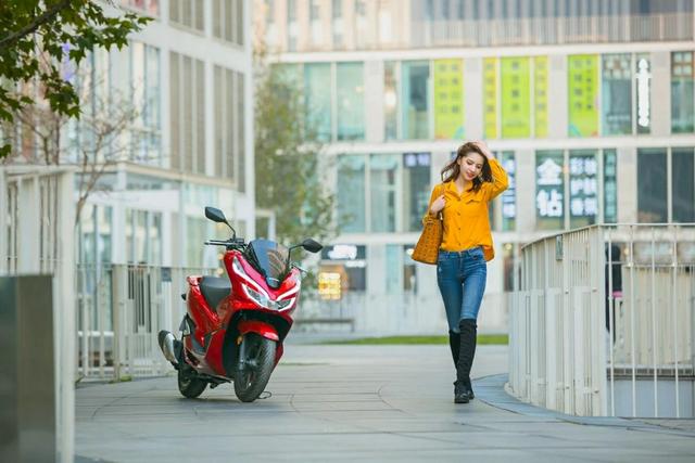 Honda PCX提车300km！提车报告来啦！