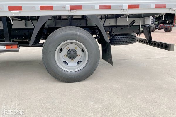 国六排放标准轻卡选择_福田欧马可S1 4.17米单排栏板轻卡_福田单排汽油版小货车