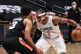 大爆冷！快船不敌马刺，小卡30+10失绝平，米尔斯轰8记3分图片