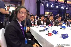 15岁中国天才女孩，成全球顶尖科学家，刷新世界对中国的看法图片