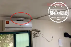 惊！空调上面藏着一条大蛇，吓得他们不敢进屋图片