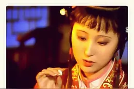 为什么林黛玉每个月二两月钱能活成土豪，随手赏人不眨眼？图片