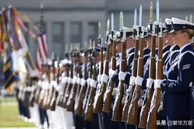 美国陆军45万人，拥有10个主力师，一个师到底有多少兵力？图片