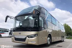 黄金时代已过，长途大巴还高端吗？实拍中通3轴大巴带您好好看看图片