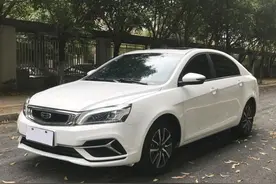 吉利帝豪3月仅卖出3千辆，性价比更高为啥却卖不过长安逸动？图片
