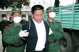 "黑老大"称霸河南、浙江,90年代资产过亿,带200人铲除外省恶势力图片