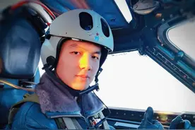 军营传真丨飞行员成长记：从今天开始我就是一名战斗员图片