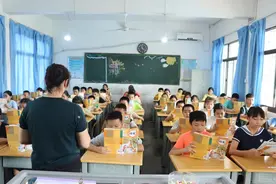 教师节特辑：上好最后一堂课 站好最后一班岗图片