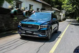 吉利星越L哪款最值得买？首推两驱旗舰型图片