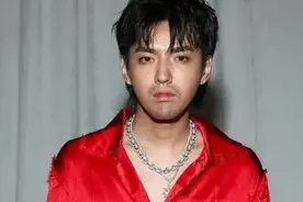 华语顶流偶像吴亦凡，葬送自己职业生涯还不忘拉同行下水图片