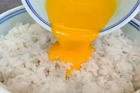 蛋炒饭是先炒蛋，还是先炒饭？好多人都搞不清楚，教你饭店做法图片
