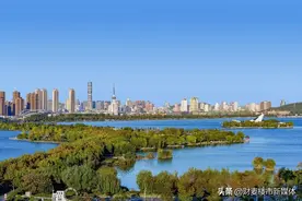 这才是徐州富豪梦寐以求的塔尖豪宅图片