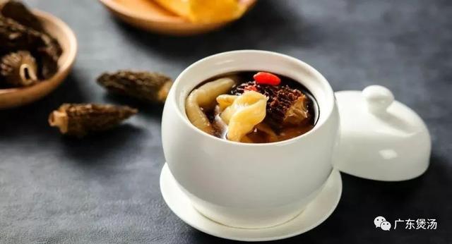 鸡煲花胶汤做法大全 2026年鸡煲花胶汤做法大全视频