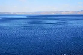 云南有个神秘的高原湖泊，湖底有座古城，相传可能是古滇国国都图片