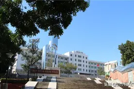湛江最好的五所高中图片
