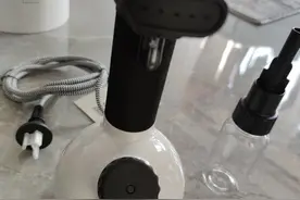 百元挂烫机与千元挂烫机到底有什么区别？开箱一波看看差异图片