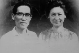 余光中爱上14岁表妹，表妹无法生育他仍求娶，婚后7年生5子图片