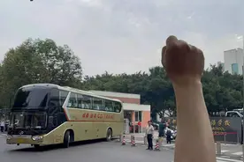 今日开考！多图直击成都、绵阳各考点高考现场图片