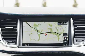 走过“黄泉路”、穿过“坟墓”……高德地图频繁失灵！景区呼吁游客别用图片