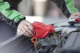 汽车养护“新江湖”众生相：梦想，规则，与转变图片