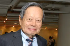 杨振宁小舅子：考上哈佛没钱上学，在家服药自尽，姐夫为何不帮他图片