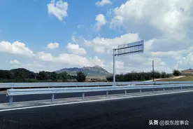 文莱高速初体验：从海阳郭城到乳山龙角山，沿途山川很秀美图片