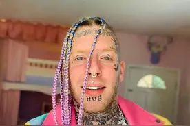 这个rapper可能早晚会被枪杀，他现在还能活着算是个奇迹了图片