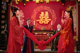 宋轶郭麒麟“官宣”！这对也太太太甜了吧图片