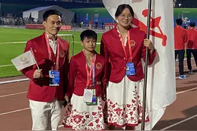 幸福的烦恼！全红婵人气太火，成开幕式的大红人，她师哥赶来救场图片