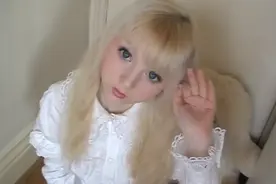 世界上最白的女孩，白到连血管都能看见，评为是全世界最白的萝莉图片