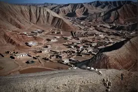 黄轩张嘉译联手，宁夏这次真的要火了！网友：千万记得看方言版图片