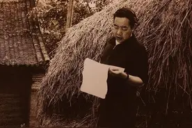 贾平凹到底有多抠门？卖字从来不讲价，请客只吃猪痔疮图片