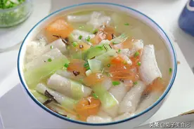 最近很火的竹荪吃法，在家做很简单，汤鲜味美，值得收藏图片