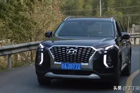 3.5L V6动力，30万很划算？抢先试驾现代帕里斯帝图片