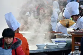 南宁老板摆地摊一月赚12万，就因他太会用套路，如果是你也会上当图片