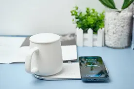 iFory二合一无线充上手：苹果12伴侣，1+1体验大于2图片