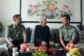 你们是真英雄，党和人民不会忘记图片