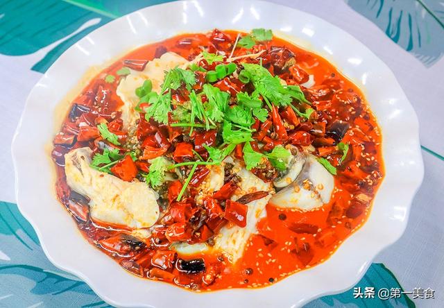 草鱼怎么做好吃又简单的家常做法 2026年水煮草鱼怎么做好吃又简单的家