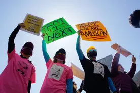 美国反亚裔仇恨运动中，被视而不见的“隐秘”图片