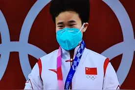 中国国歌震撼日本东京图片