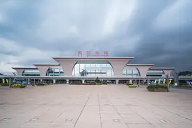 贵阳往返遵义、广元增开4趟动车图片