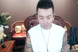 于利开播回应文儿，整个专场就是“你问我答”，录像照片在哪儿呢图片