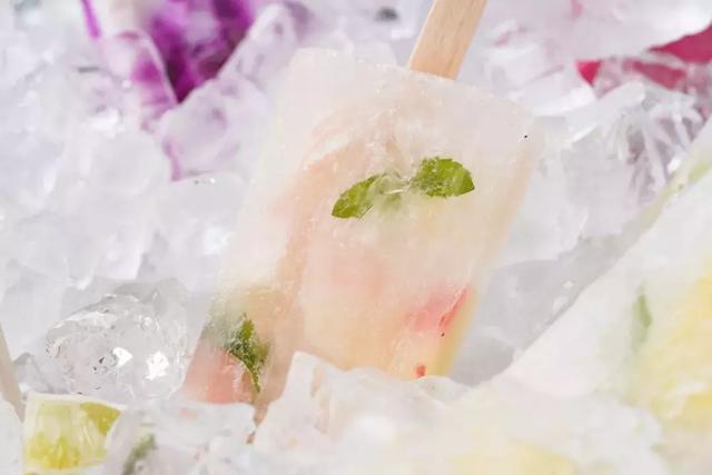 在家自制冰棍全攻略！水果棒冰、酸奶棒冰、自制梦龙